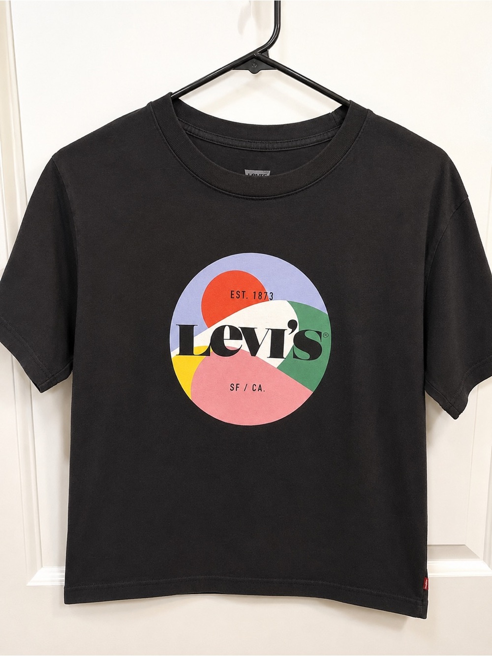 Levi's Black Tee with White Logo Print